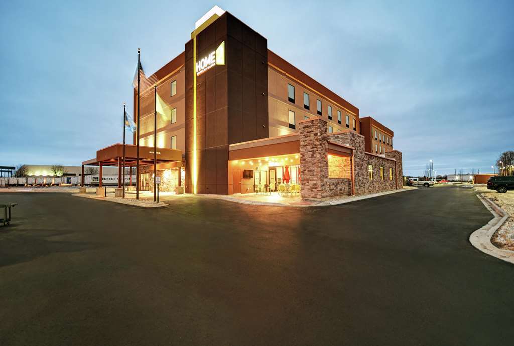 Home2 Suites By Hilton Beloit Exterior foto